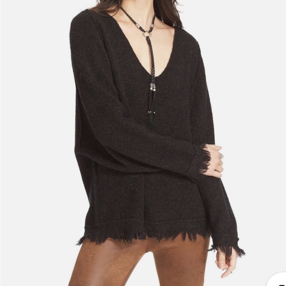 Free People Wool Blend Dark Brown Fringed Oversized Sweater. Great Condition 🤎